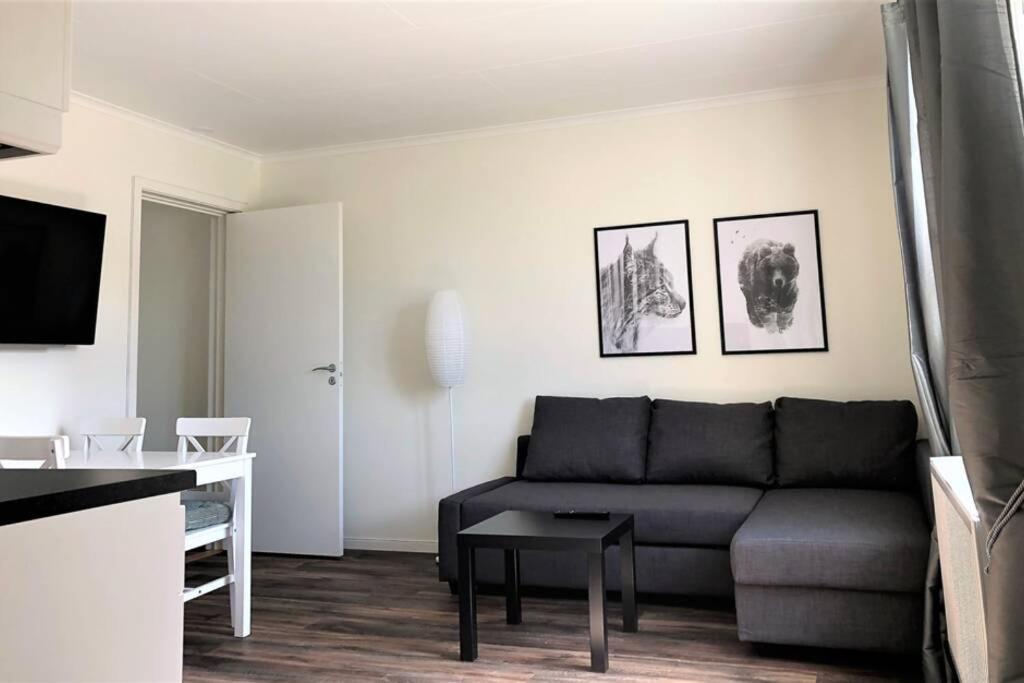Bograngen Lgh C Apartamento Brograngen Exterior foto